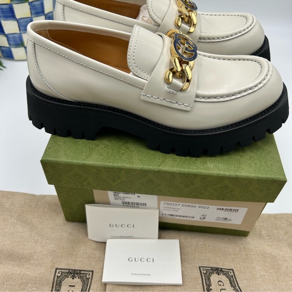 Women’s Gucci, inner locking GG patent leather loafer size 40 made in Italy - Picture 10 of 16